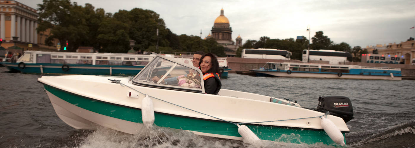 Аренда катера без капитана в Санкт-Петербурге